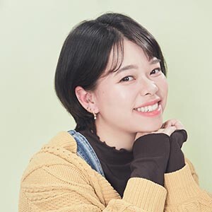 外国人ナレーター：ティファニー・スズキ